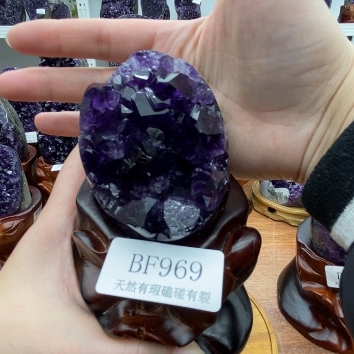 紫晶大型摆件（非配饰）未镶嵌