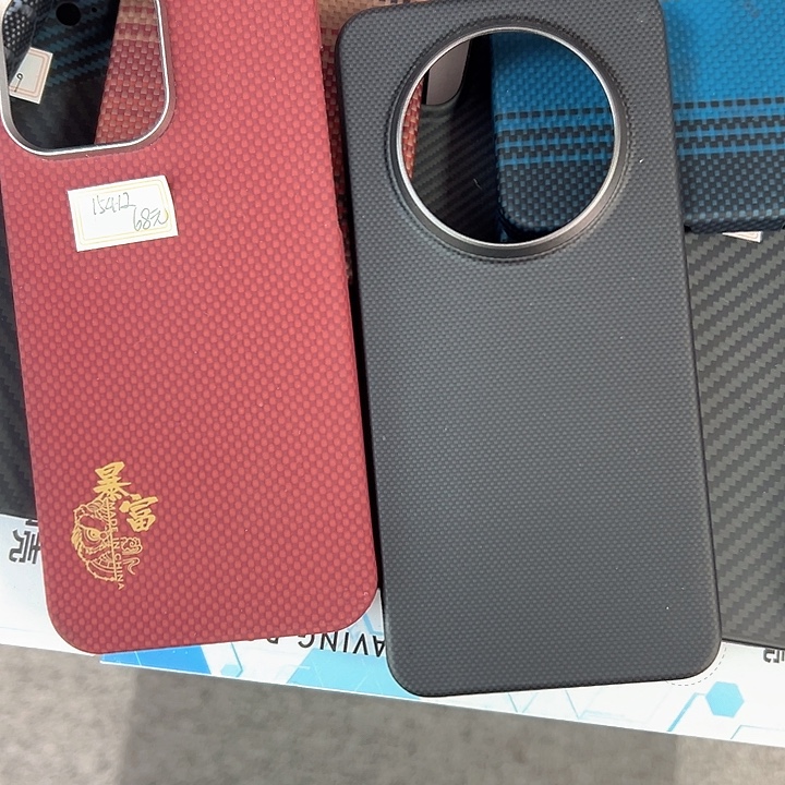 Mate70黑灰纯色带磁吸