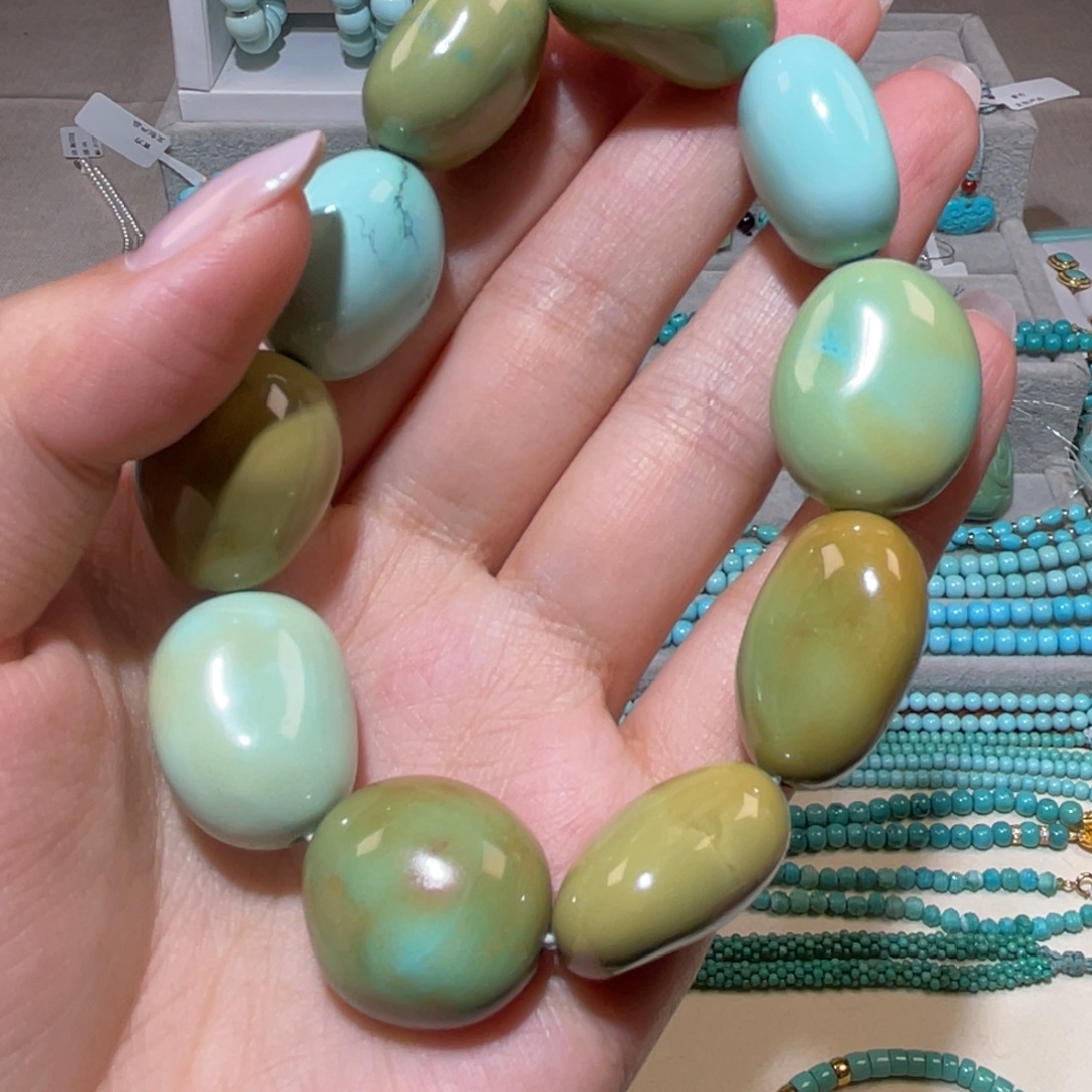 绿松石未镶嵌随型手串
