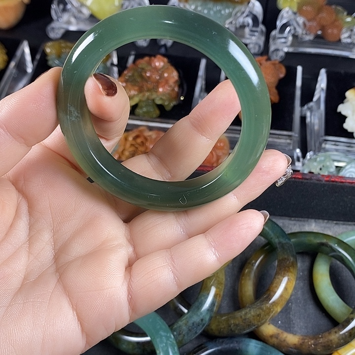 一***一蛇纹石玉未镶嵌手镯