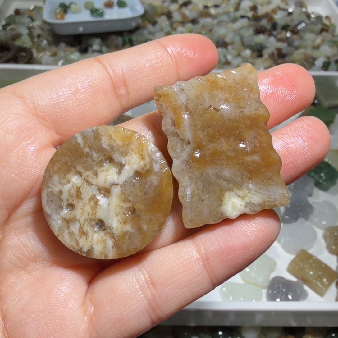 和田玉未镶嵌珠宝奇石