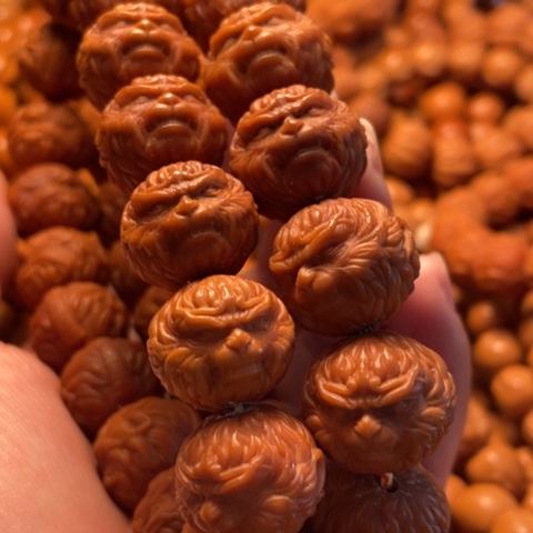 手串猴头核桃鸡**了舞台