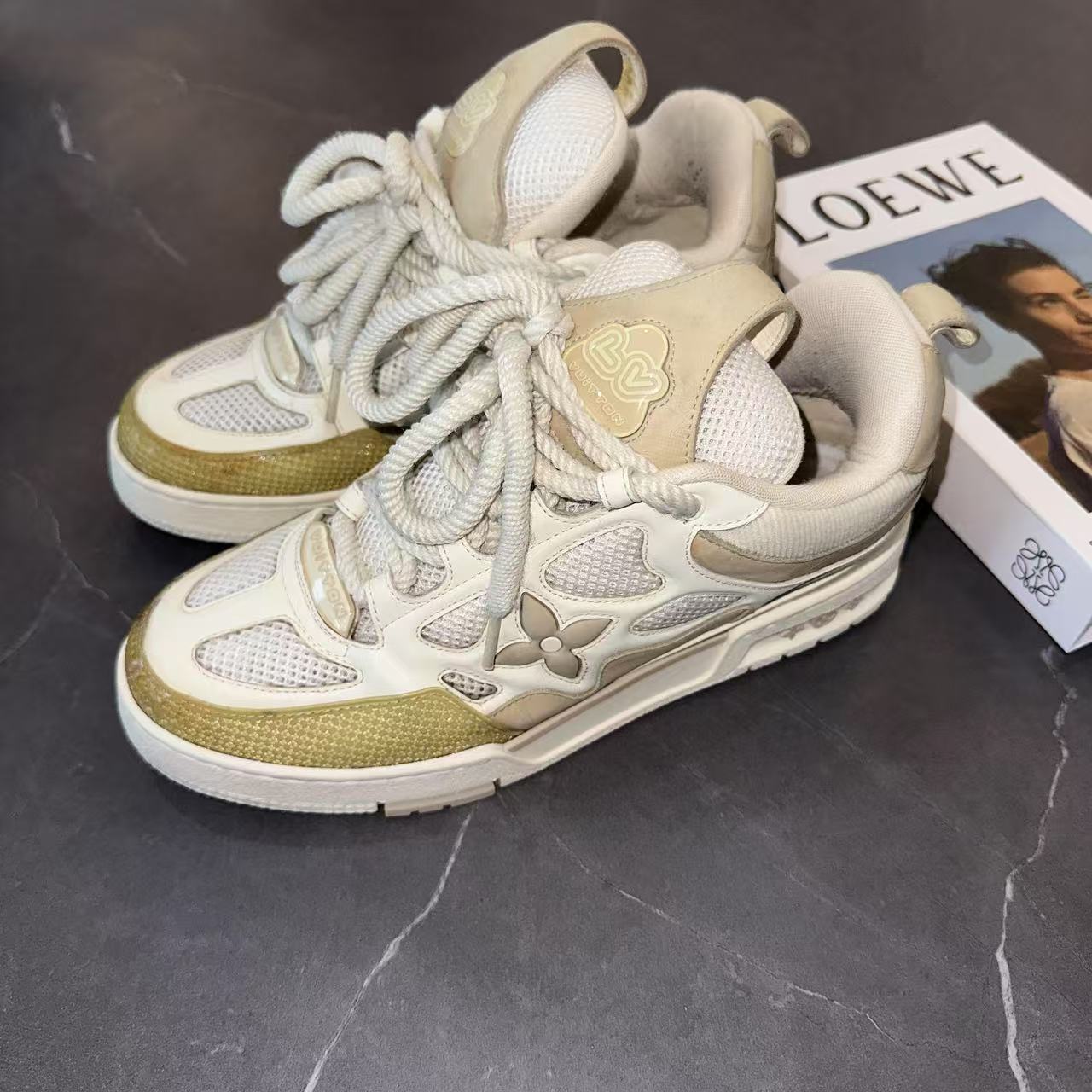 95新 LouisVuitton/路易威登 LV路易威登  运动鞋  42码/4964