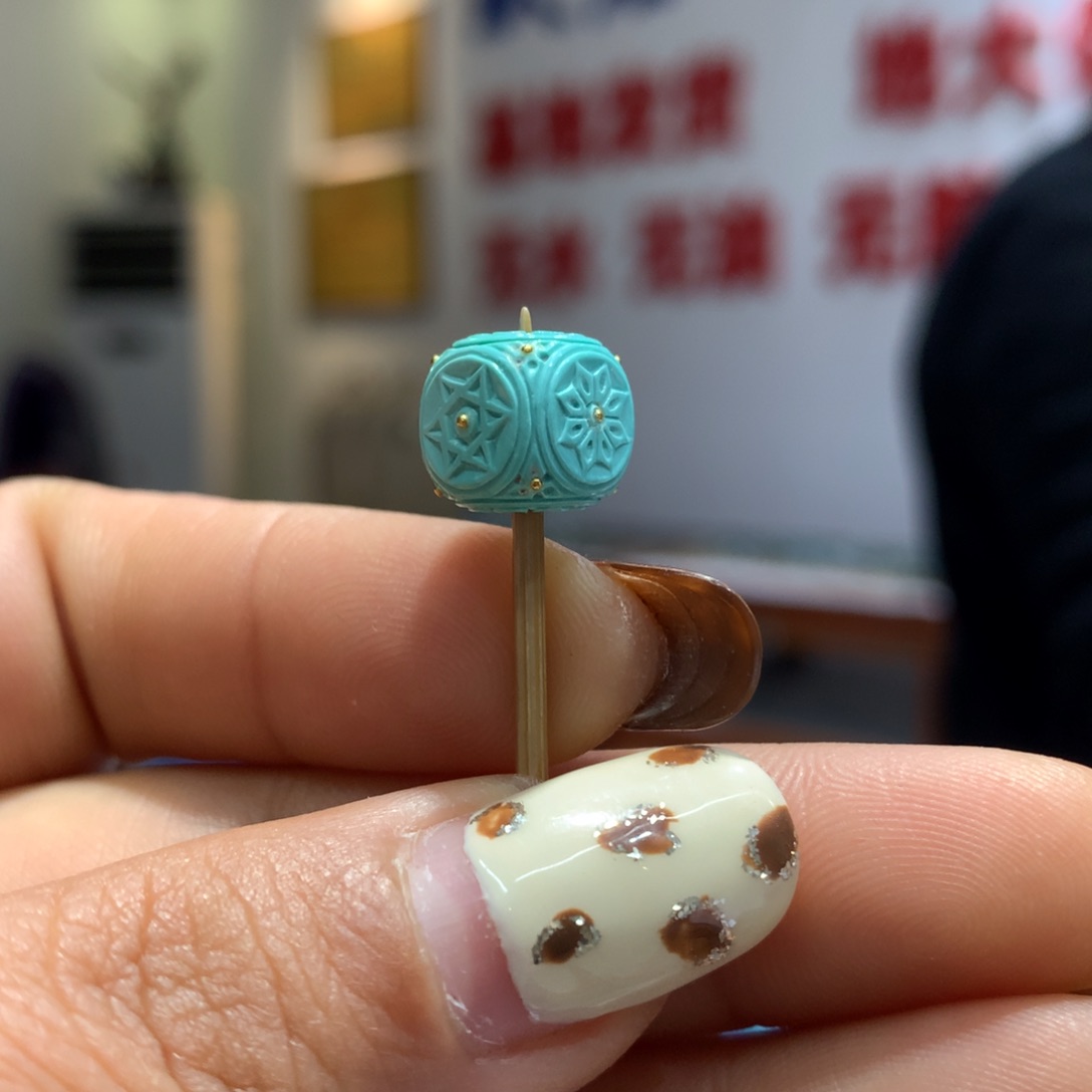 绿松石配饰未镶嵌