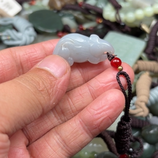 和田玉吊坠未镶嵌