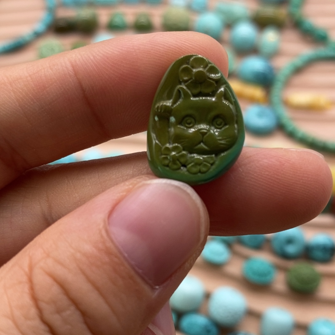 绿松石未镶嵌挂件