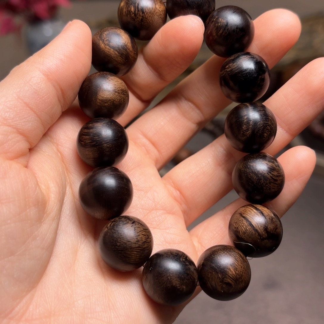 沉香手串越南芽庄黄棋楠瘤疤1.6