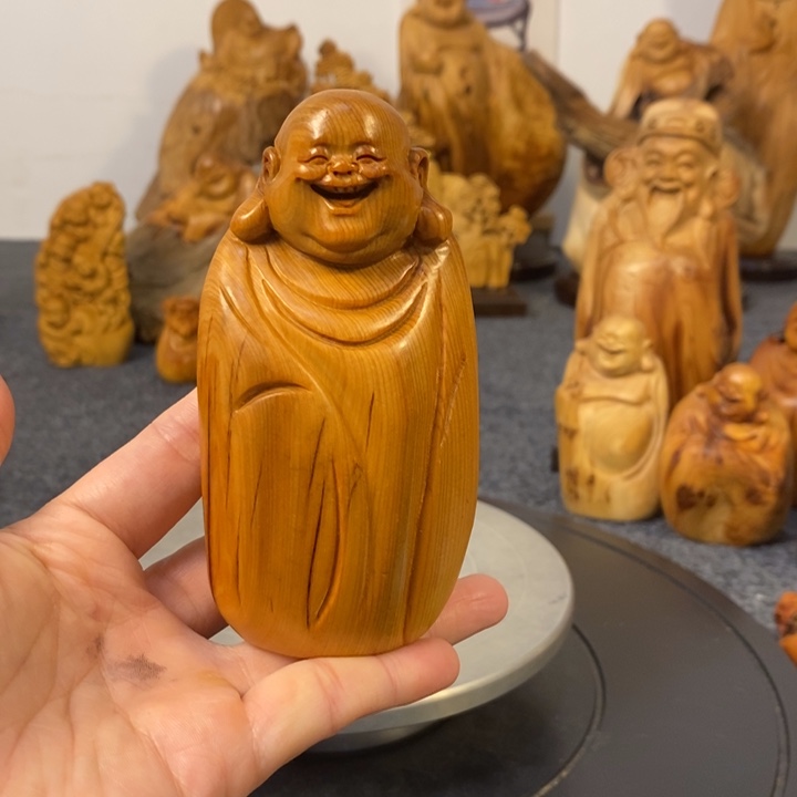 柏木崖柏弥勒佛手把件小摆件