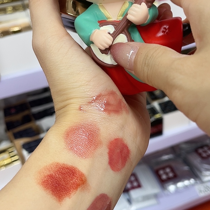 瓷片杨树林粉皮革陶瓷娃娃