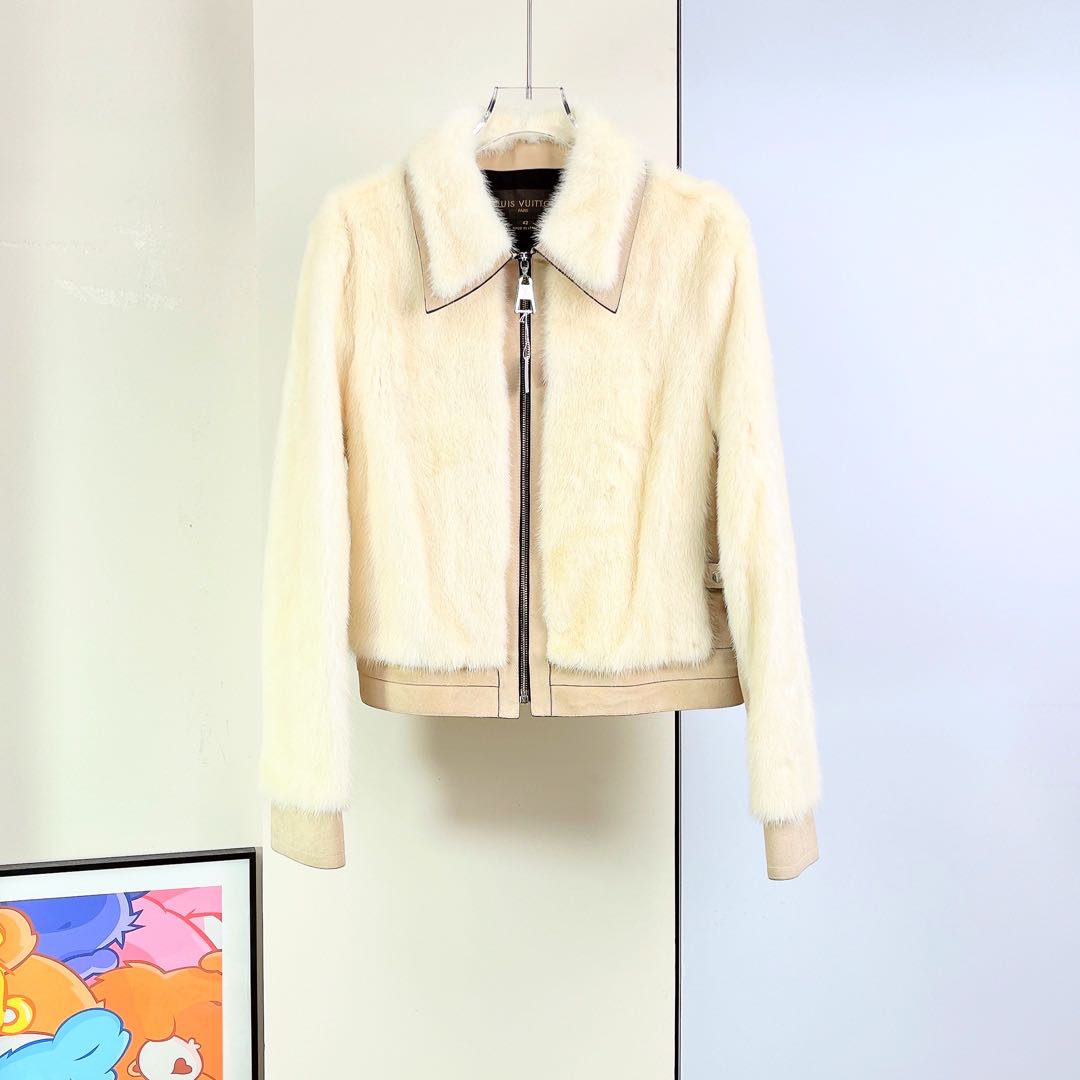 99新 LouisVuitton/路易威登 水貂皮草外套/42码/Xspk348