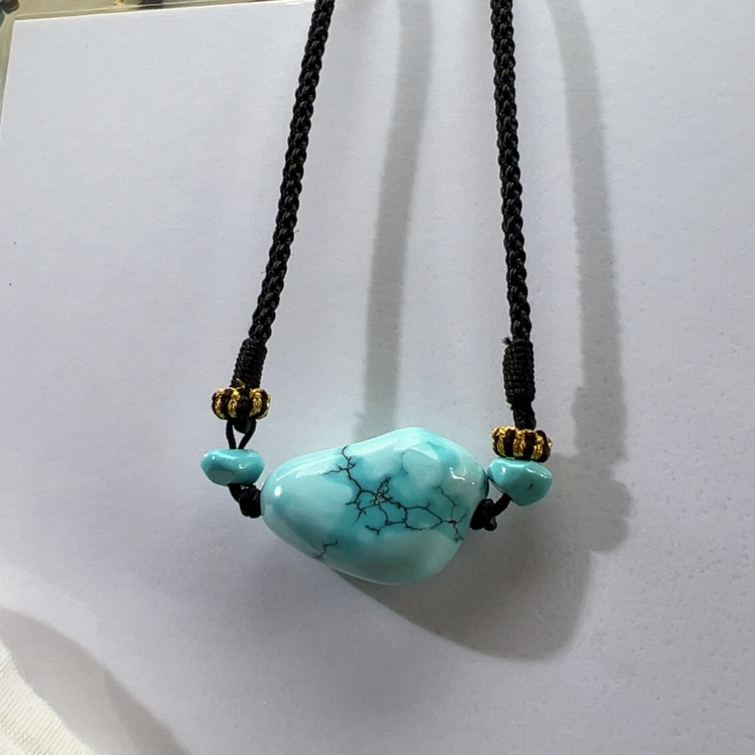 绿松石未镶嵌挂件