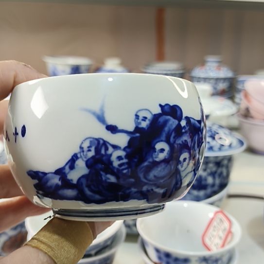 景德镇陶瓷如式杯