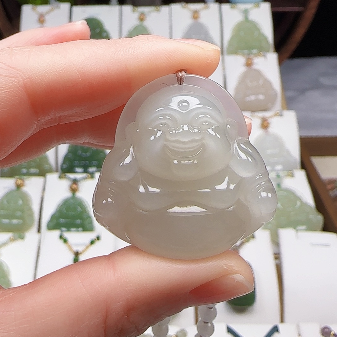 和田玉18K金镶嵌颈饰