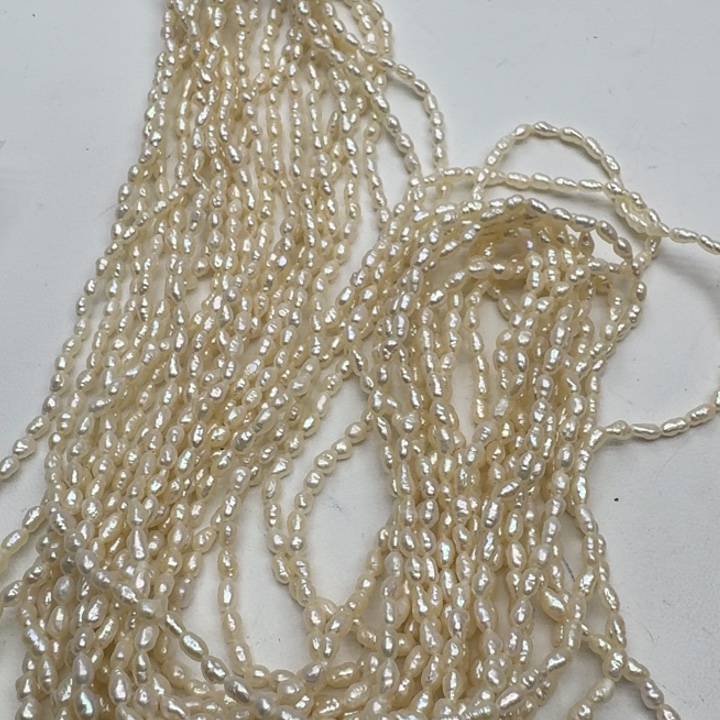 淡水珍珠颈饰未镶嵌