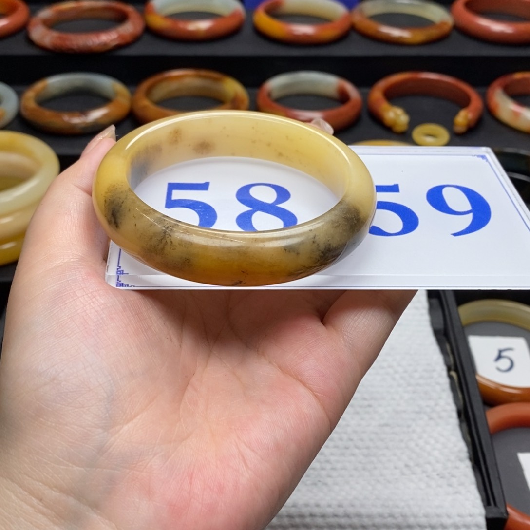 石英质玉（黄龙玉）手镯未镶嵌@***3