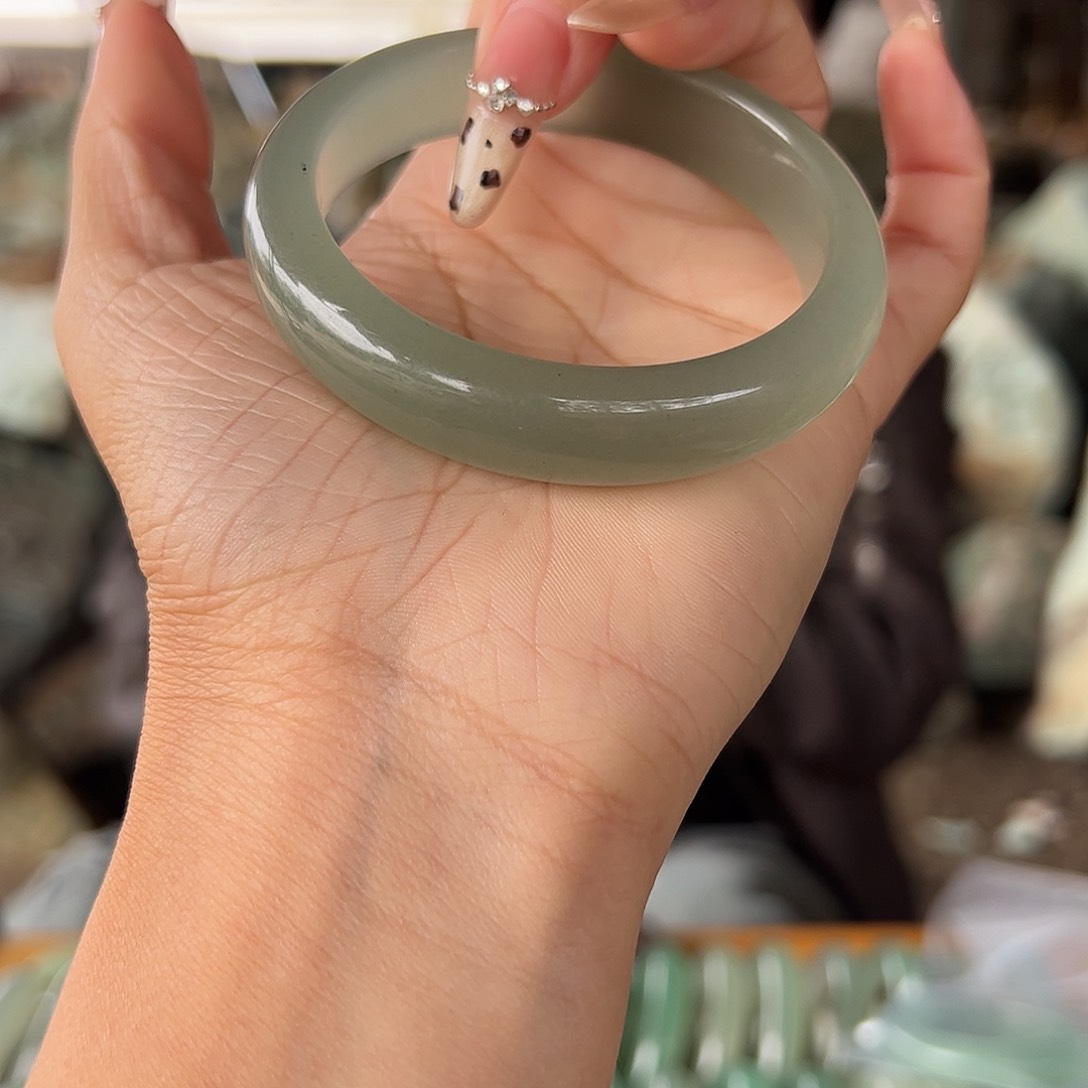 绿东陵冰晴水手镯