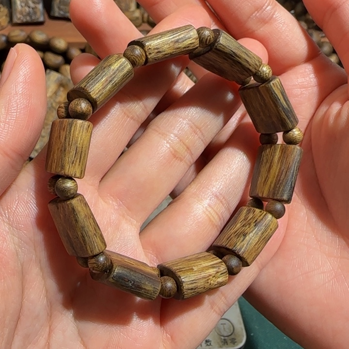 沉香手串白棋手牌珠单圈1.5/11克+