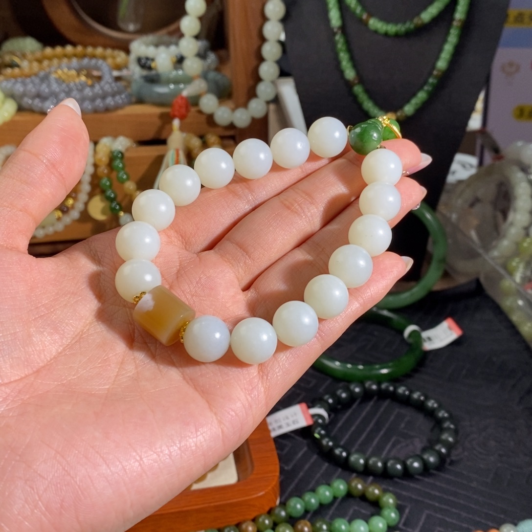 和田玉未镶嵌手链