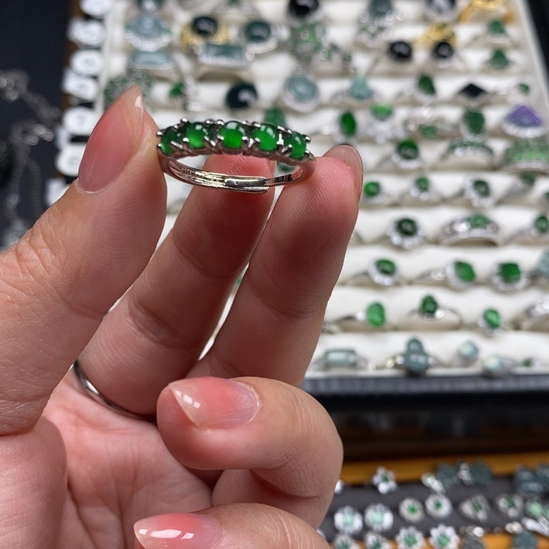 未镶嵌挂件翡翠翡翠