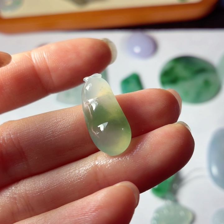 定制翡翠未镶嵌福利