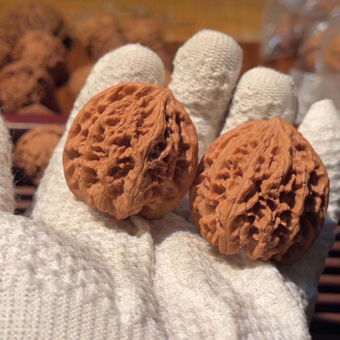 M***i吊坠文玩核桃嘎嘎嘎嘎