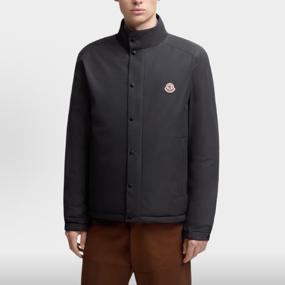 Moncler蒙口盟可睐黑色Epine系列羽绒服