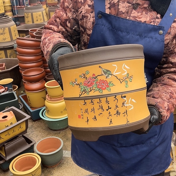 紫砂紫砂花盆和小