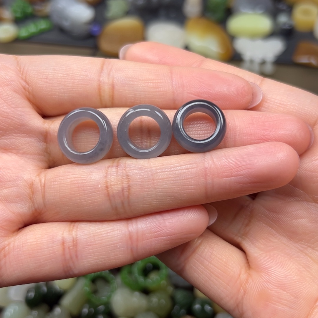 和田玉未镶嵌颈饰150一个多样性发其一