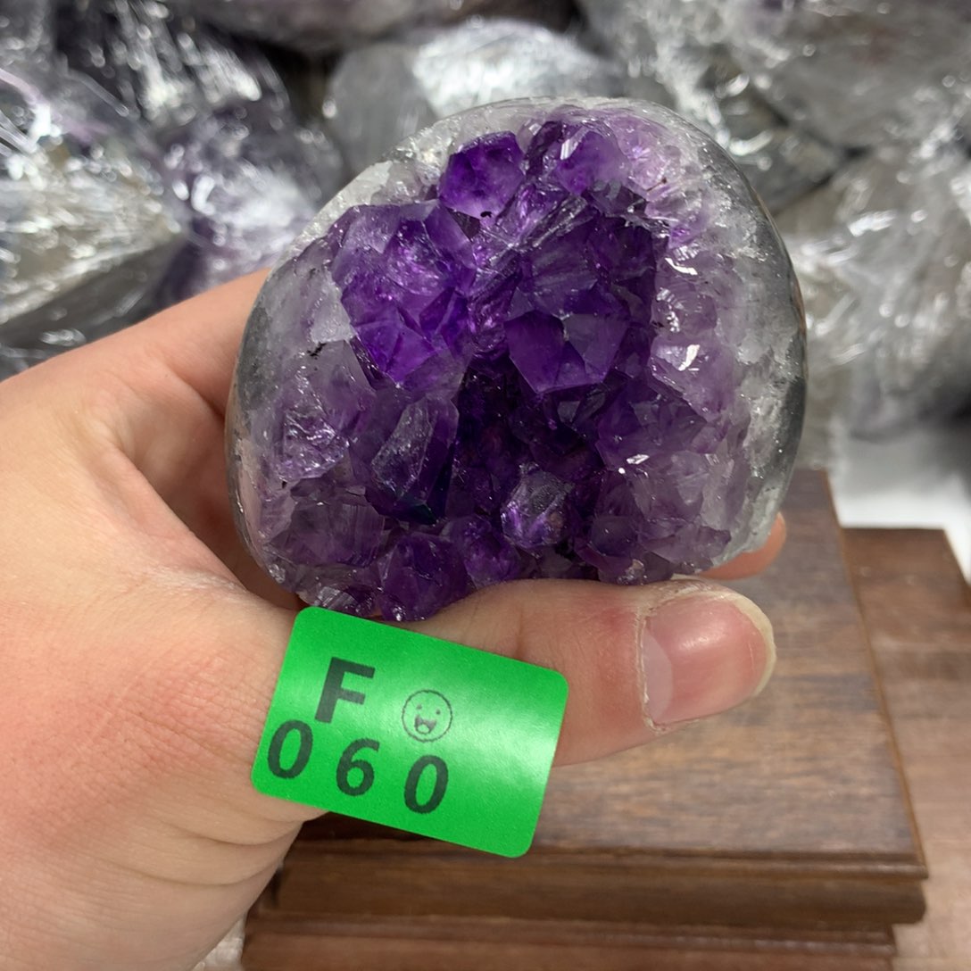 紫晶大型摆件（非配饰）未镶嵌