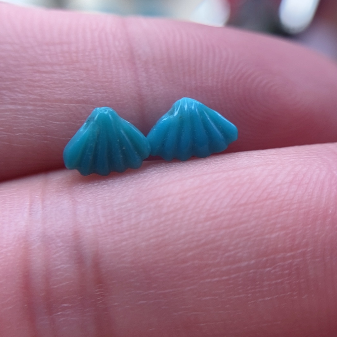 绿松石配饰未镶嵌