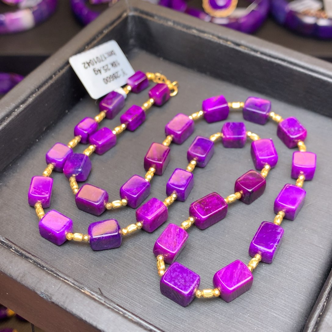 苏纪石（舒俱来）项链18K金镶嵌