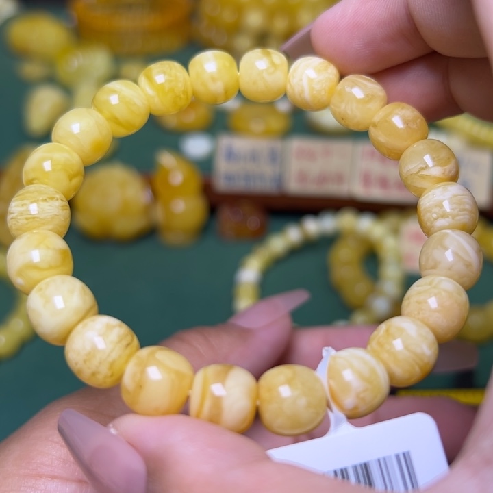 蜜蜡未镶嵌珠宝奇石