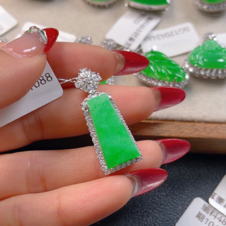 翡翠银S925镶嵌吊坠(不含链)翡翠