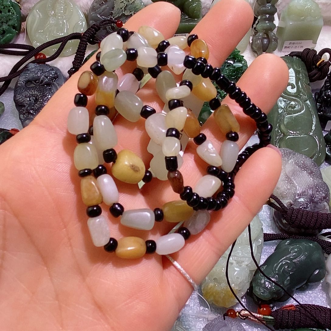 和田玉（糖玉）未镶嵌珠宝半成品