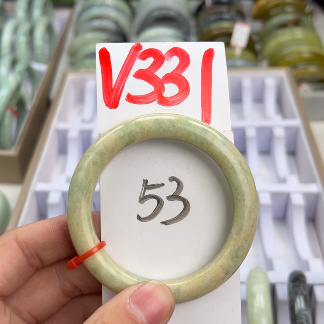 岫玉手镯未镶嵌天然岫玉