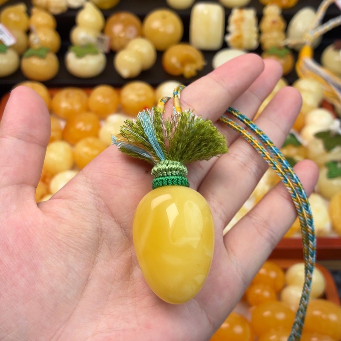 蜜蜡未镶嵌毛衣链蜜蜡