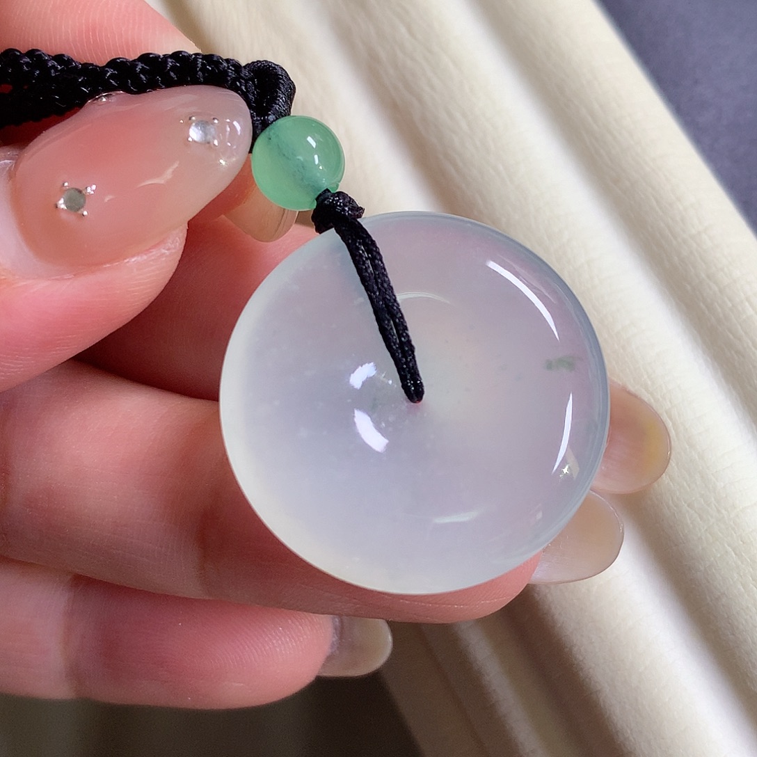 翡翠未镶嵌颈饰扣子