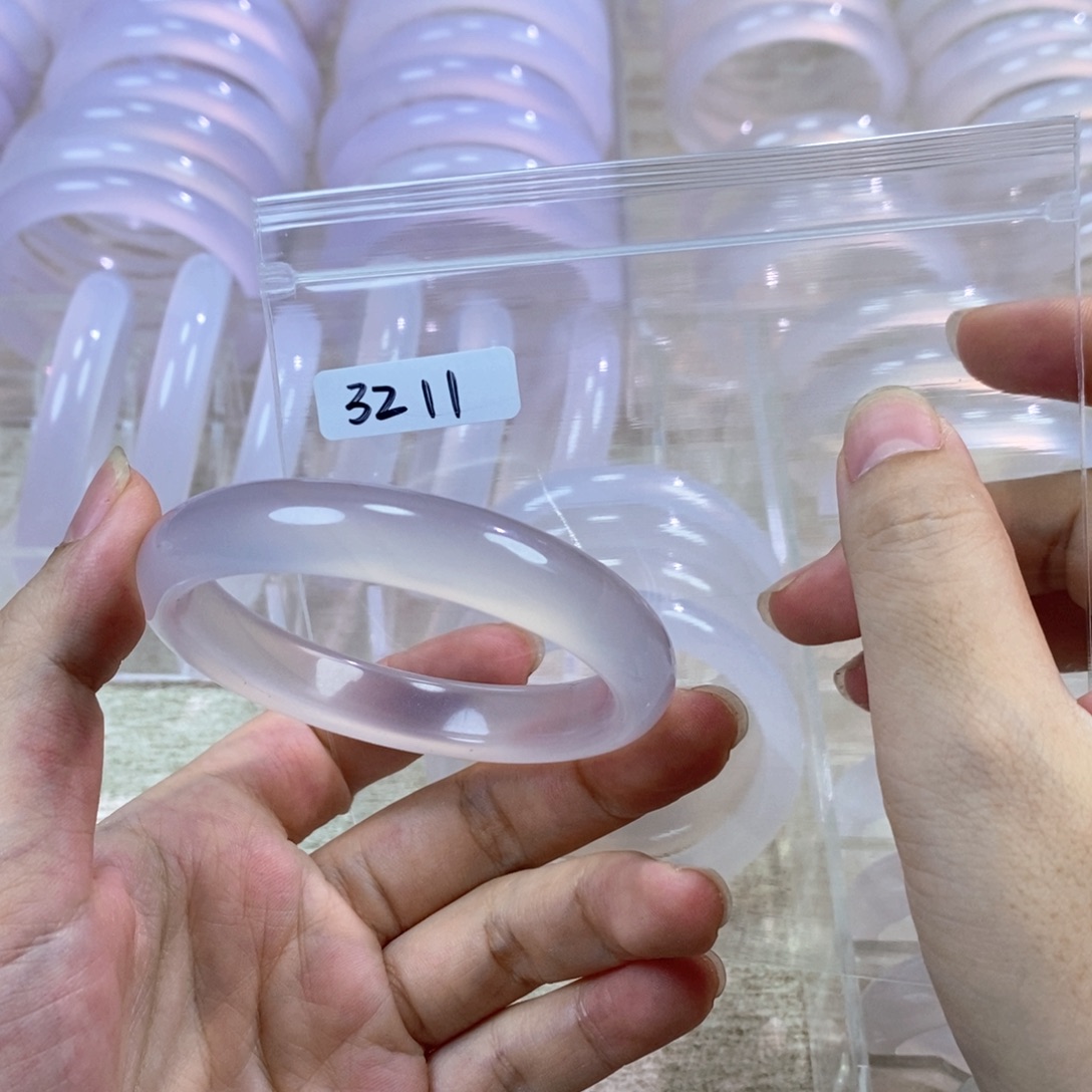 手镯玛瑙/玉髓未镶嵌3211