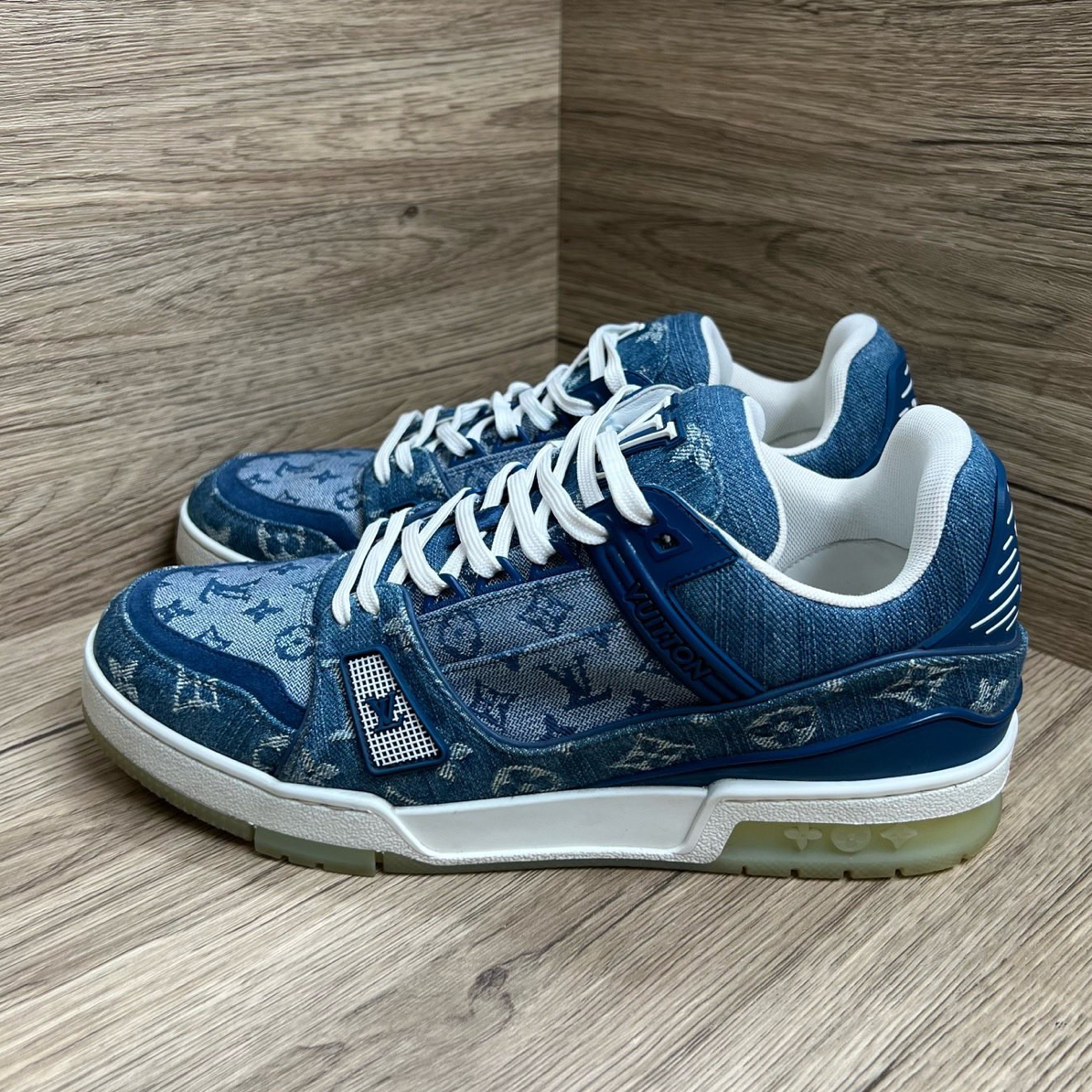 95新 LouisVuitton/路易威登 Trainer 牛仔满印板鞋 41.5码