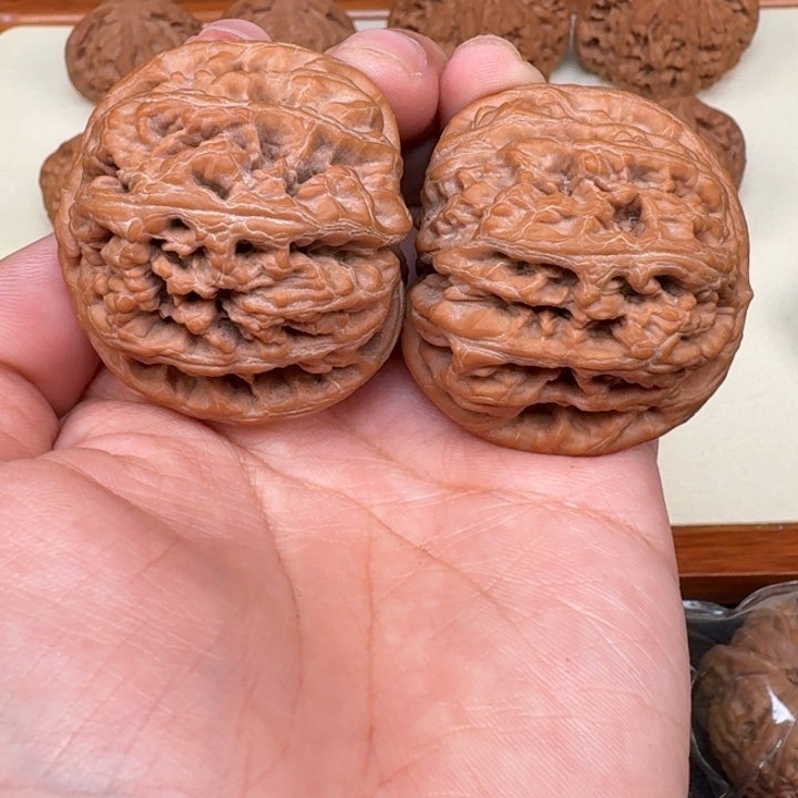 文玩核桃把件全品粗筋44