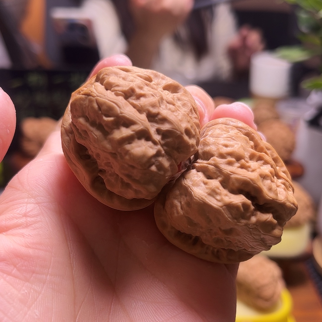 用***8文玩核桃把件40尺白茬蛤蟆30