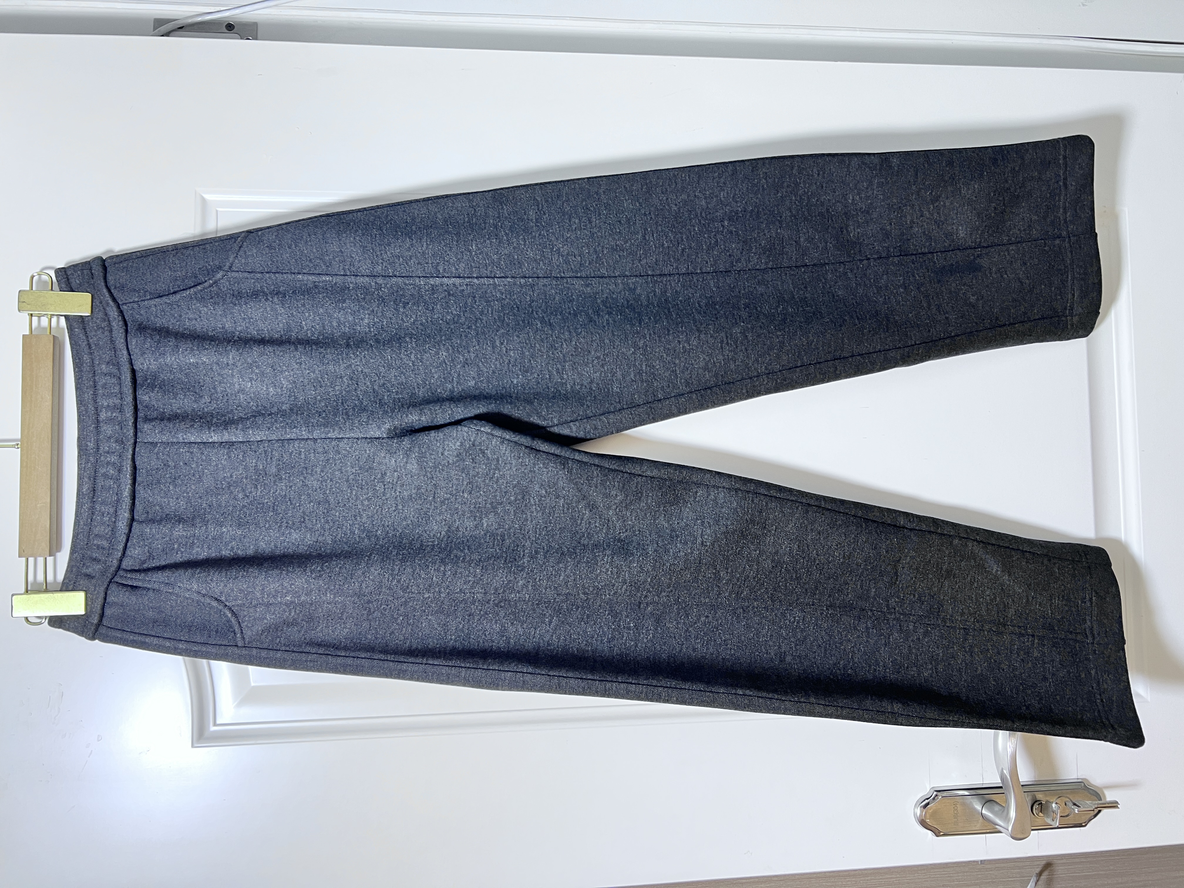 【艾米佳尔】2025新款冬季时尚加绒百搭弯刀裤K025