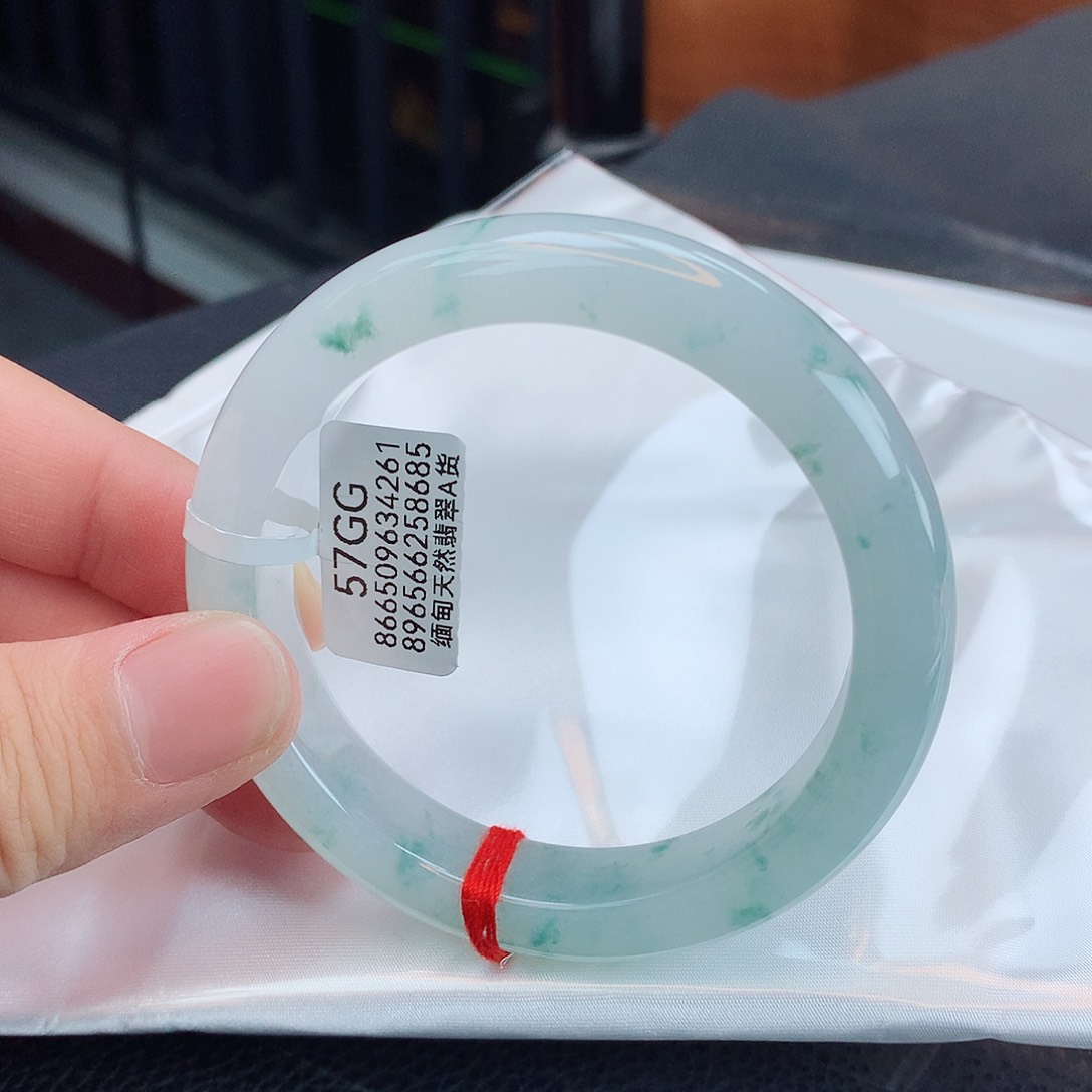 翡翠手镯未镶嵌天然缅甸翡翠A货手镯