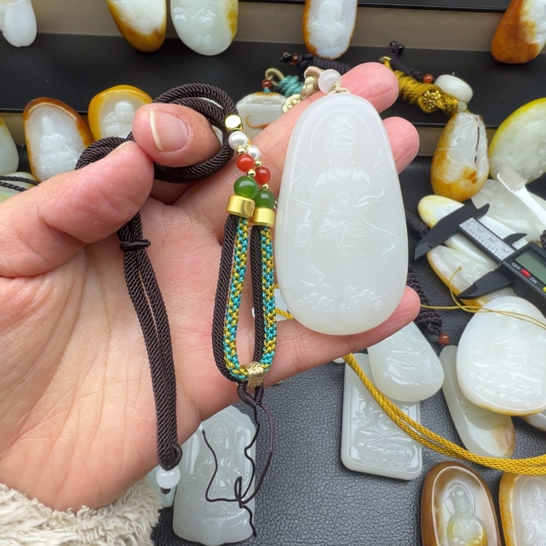 六***）玉新疆精品观音美货