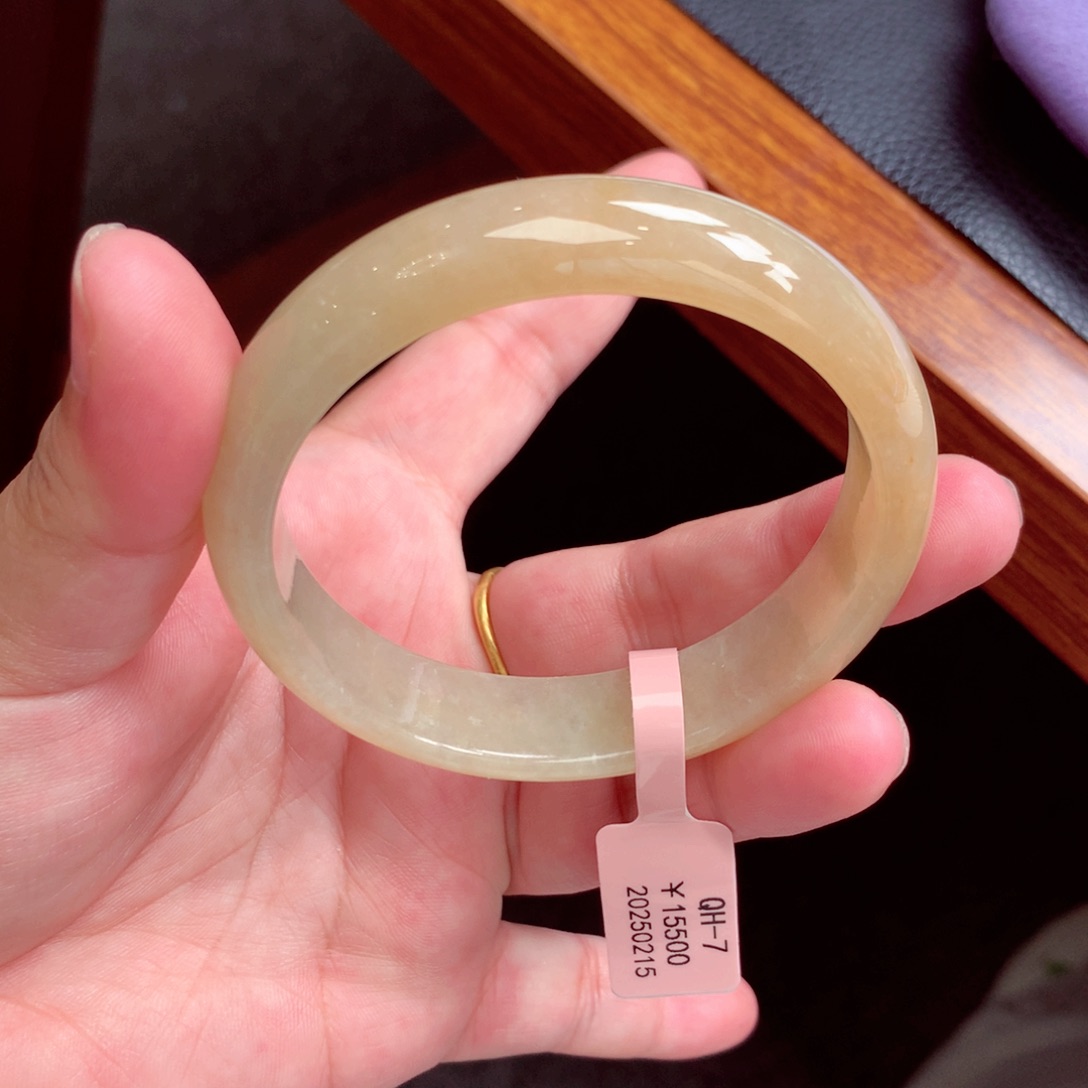 翡翠手镯未镶嵌雯*翡翠