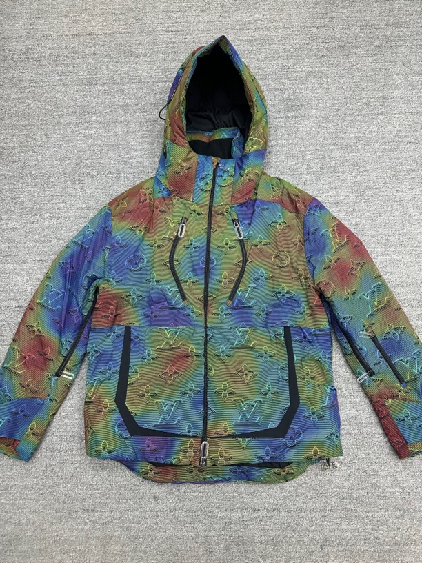 99新 LouisVuitton/路易威登 44 lv 2054热感应棉服 