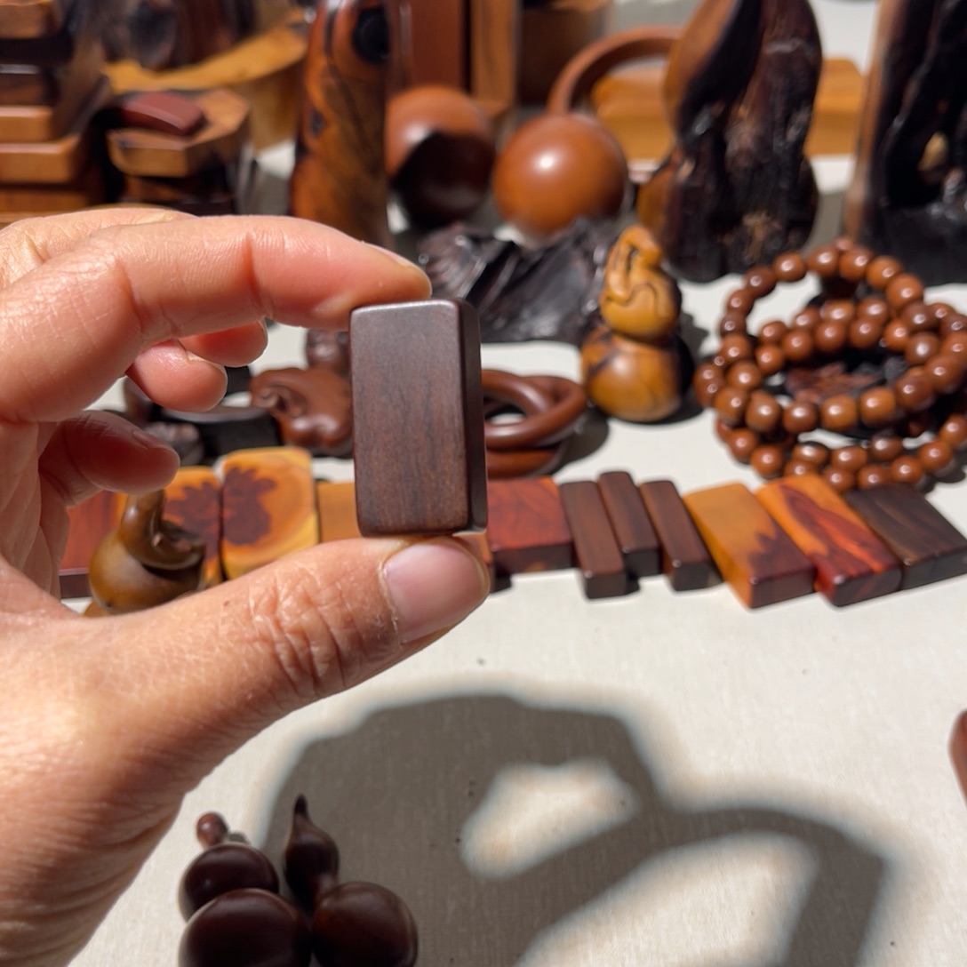 春***光直播间默认木料1个