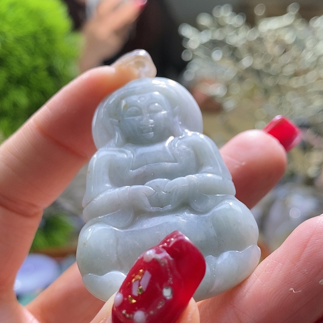 【闪购商品】翡翠颈饰未镶嵌观音