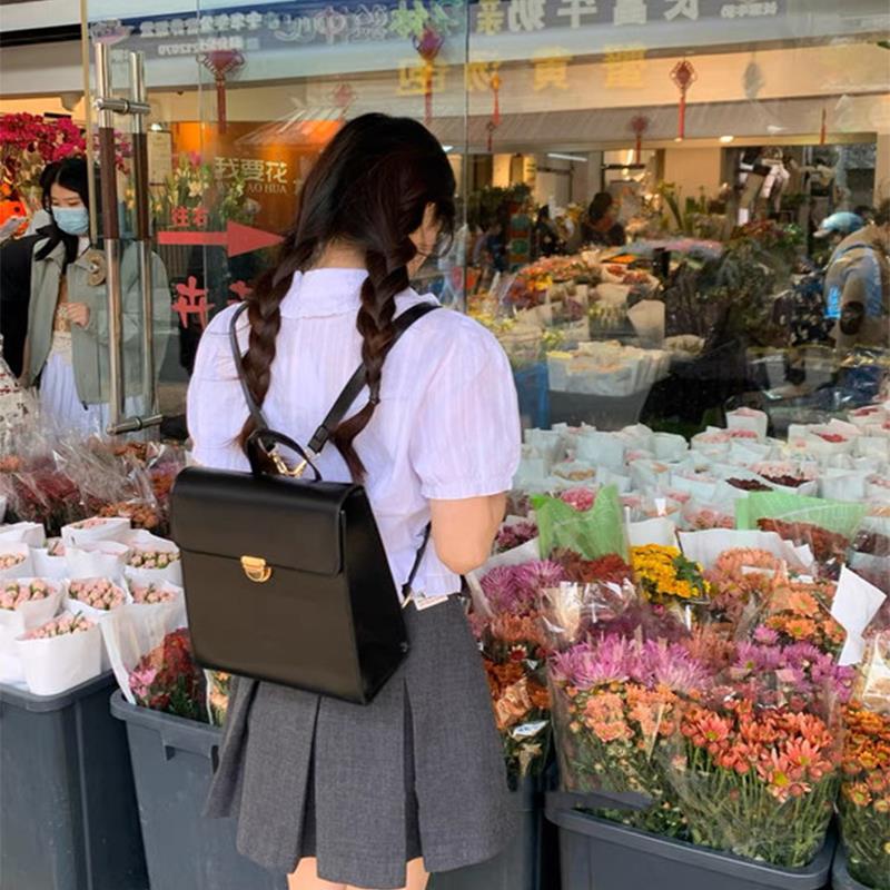 2024新款chic小众设计复古日式公文双肩包简约百搭皮包背包