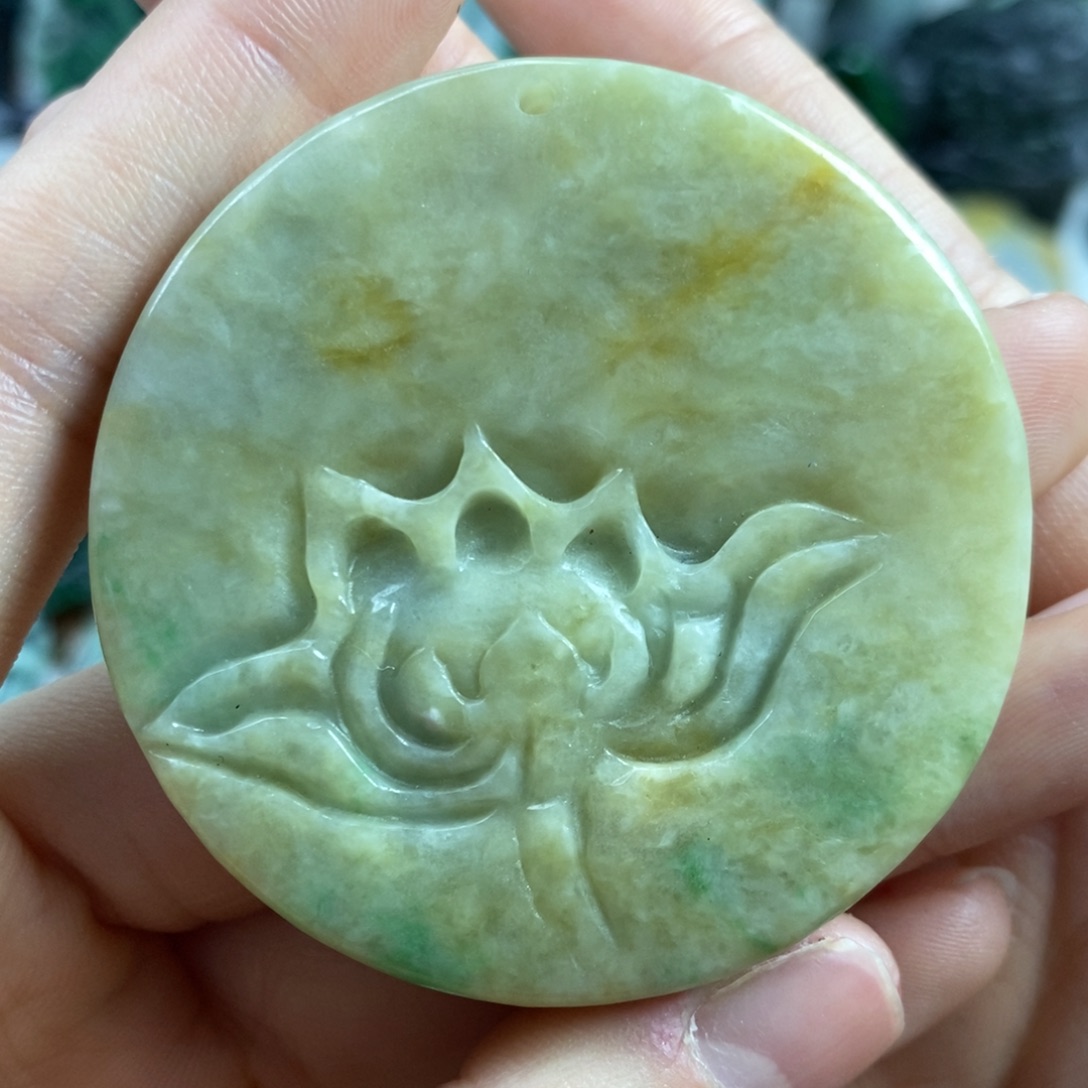翡翠颈饰未镶嵌吊坠